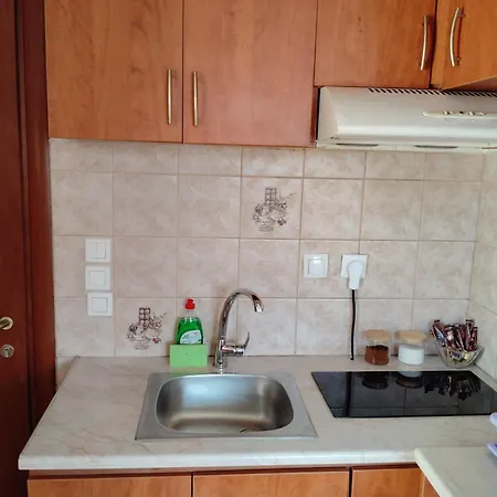 Dora And Sandy Daire *